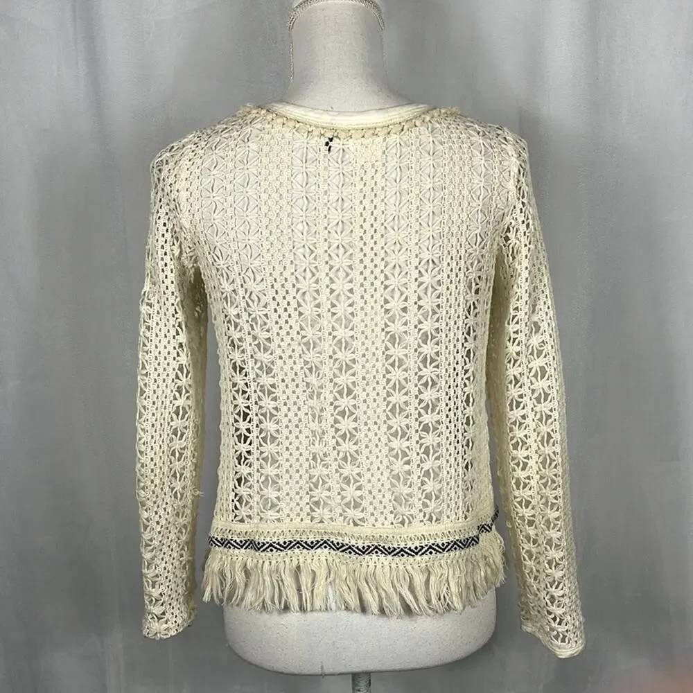 Anthropologie Akemi + Kin Franja Crochet‎ Fringed Top in Ivory.